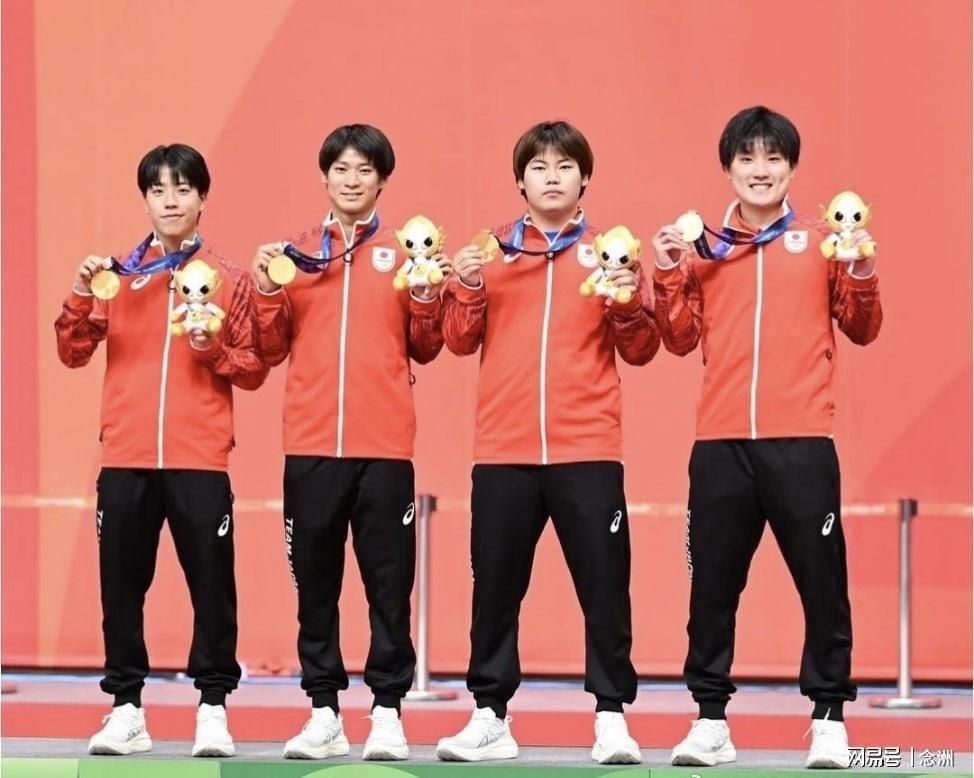 因为只有真人的才是真正的正规beats365官方网站游戏相关图片